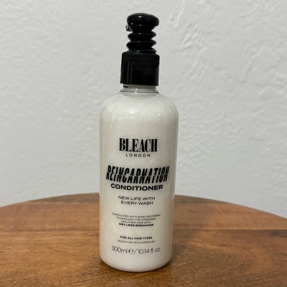 Bleach London Reincarnation Bond Restoring Conditioner 10.14 oz - Picture 2 of 4